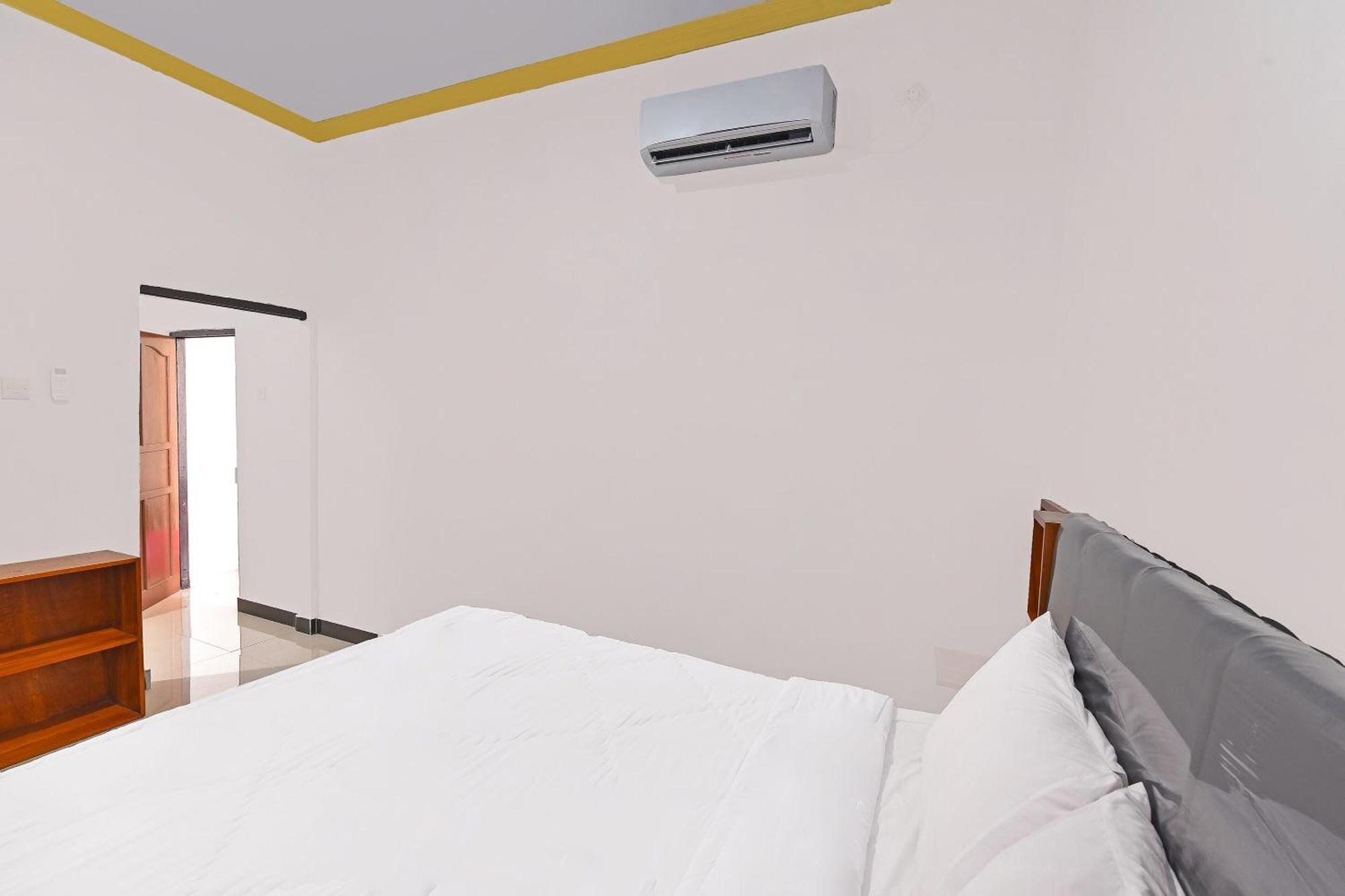 Oyo 91192 Homestay Antara غيليمانوك المظهر الخارجي الصورة