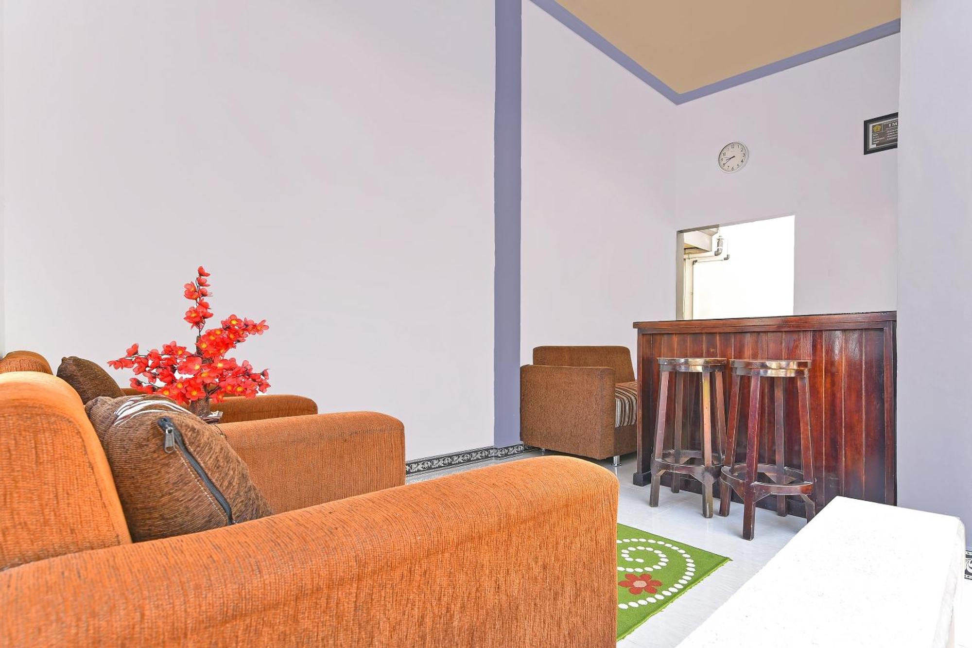 Oyo 91192 Homestay Antara غيليمانوك المظهر الخارجي الصورة