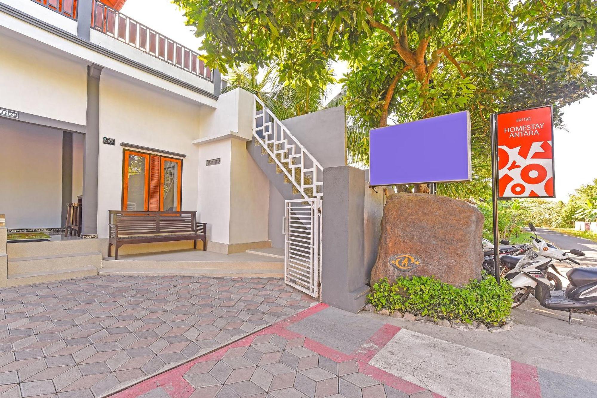 Oyo 91192 Homestay Antara غيليمانوك المظهر الخارجي الصورة