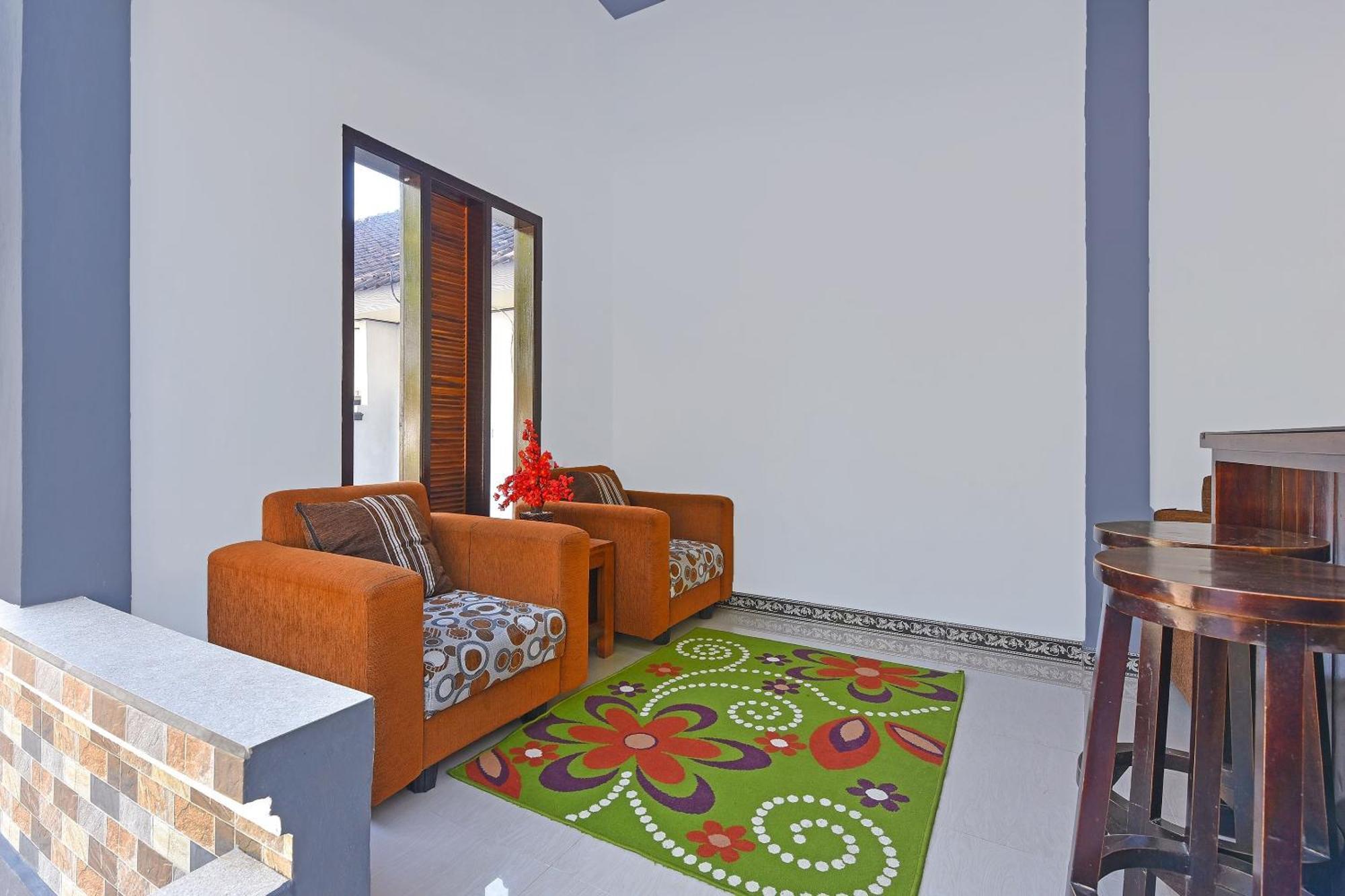 Oyo 91192 Homestay Antara غيليمانوك المظهر الخارجي الصورة