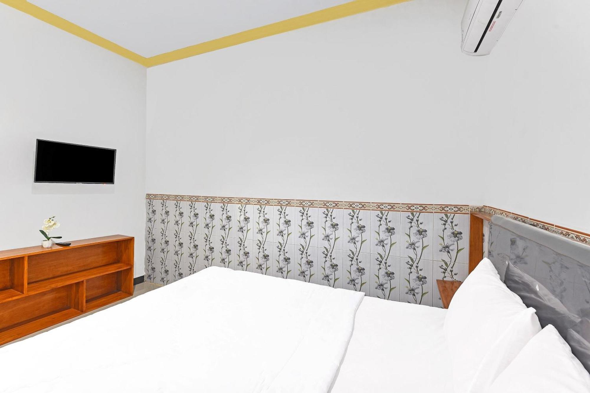 Oyo 91192 Homestay Antara غيليمانوك المظهر الخارجي الصورة
